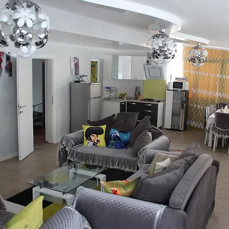 Hotel apartamentowy Lilac Trogir