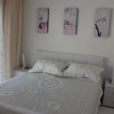 Hotel apartamentowy Lilac Trogir