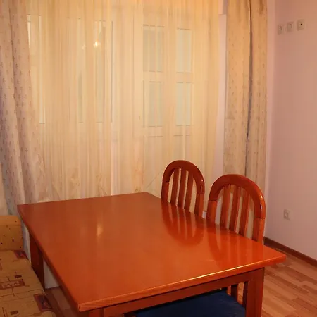 Lilac Aparthotel Traù