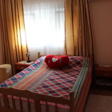 Lilac Apartmanhotel